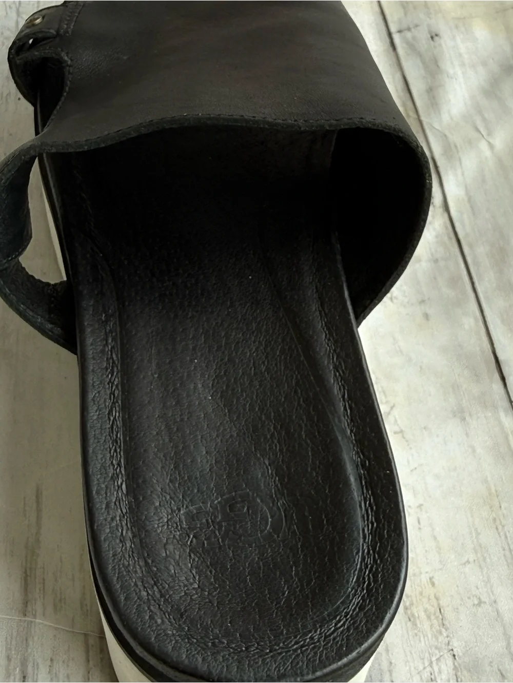 UGG maire platform